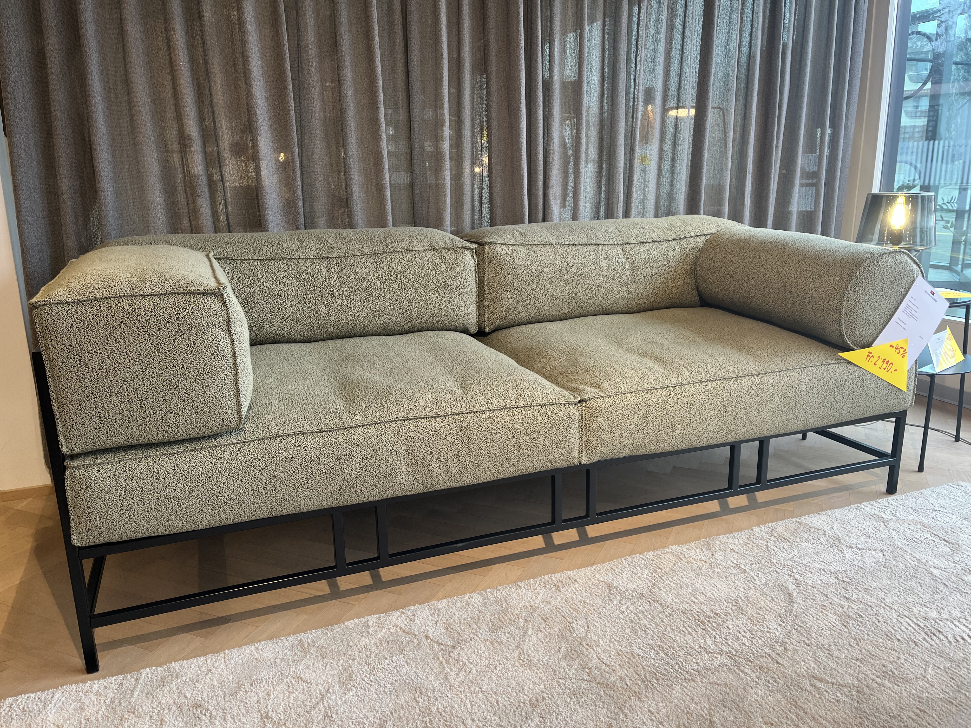 Sofa Easy pieces forever